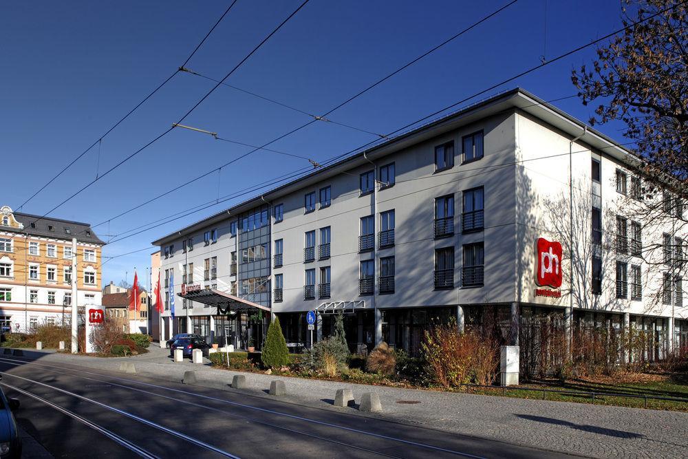 Pentahotel Hotel
